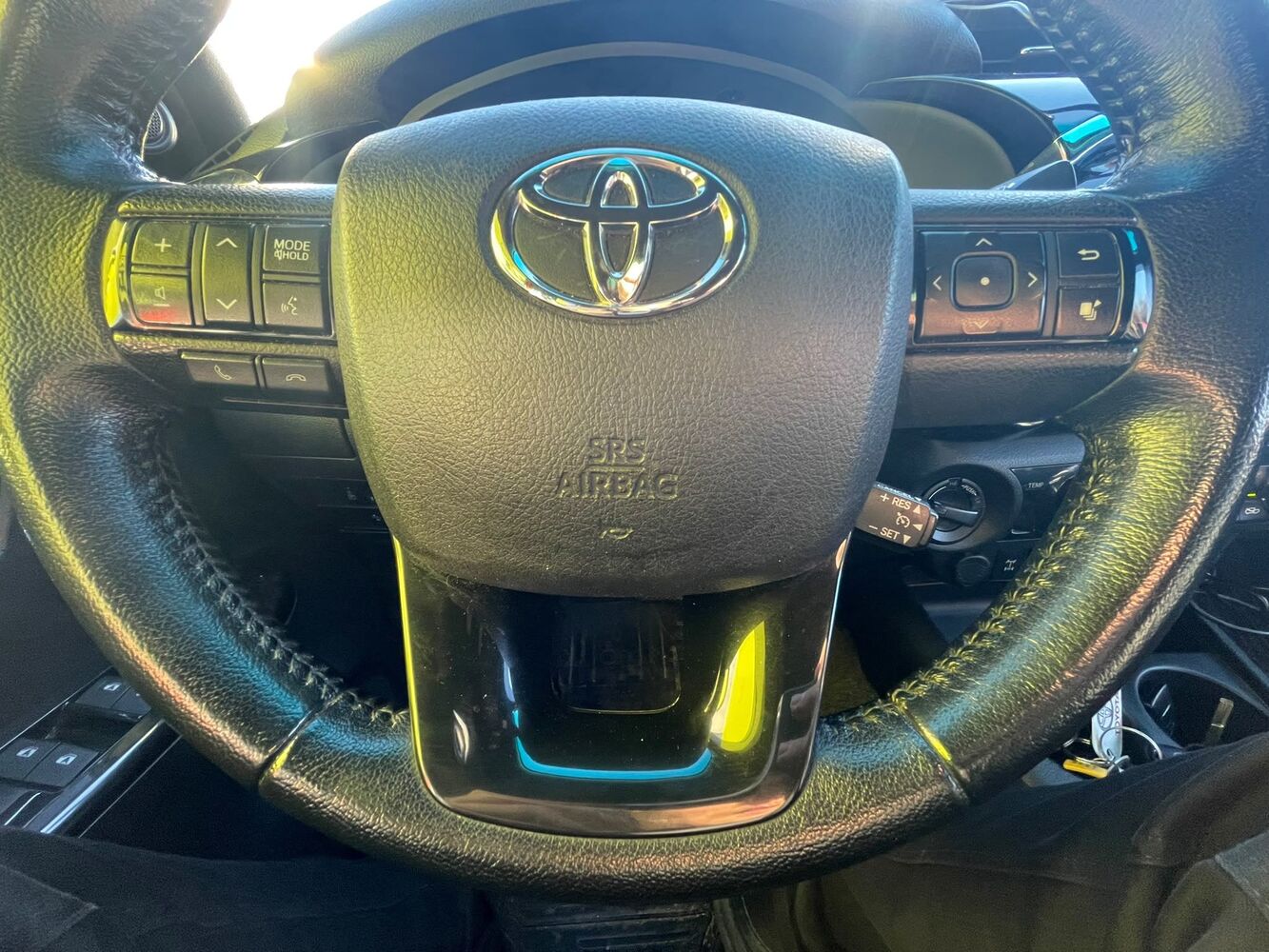 Toyota Hilux vaihtoauto