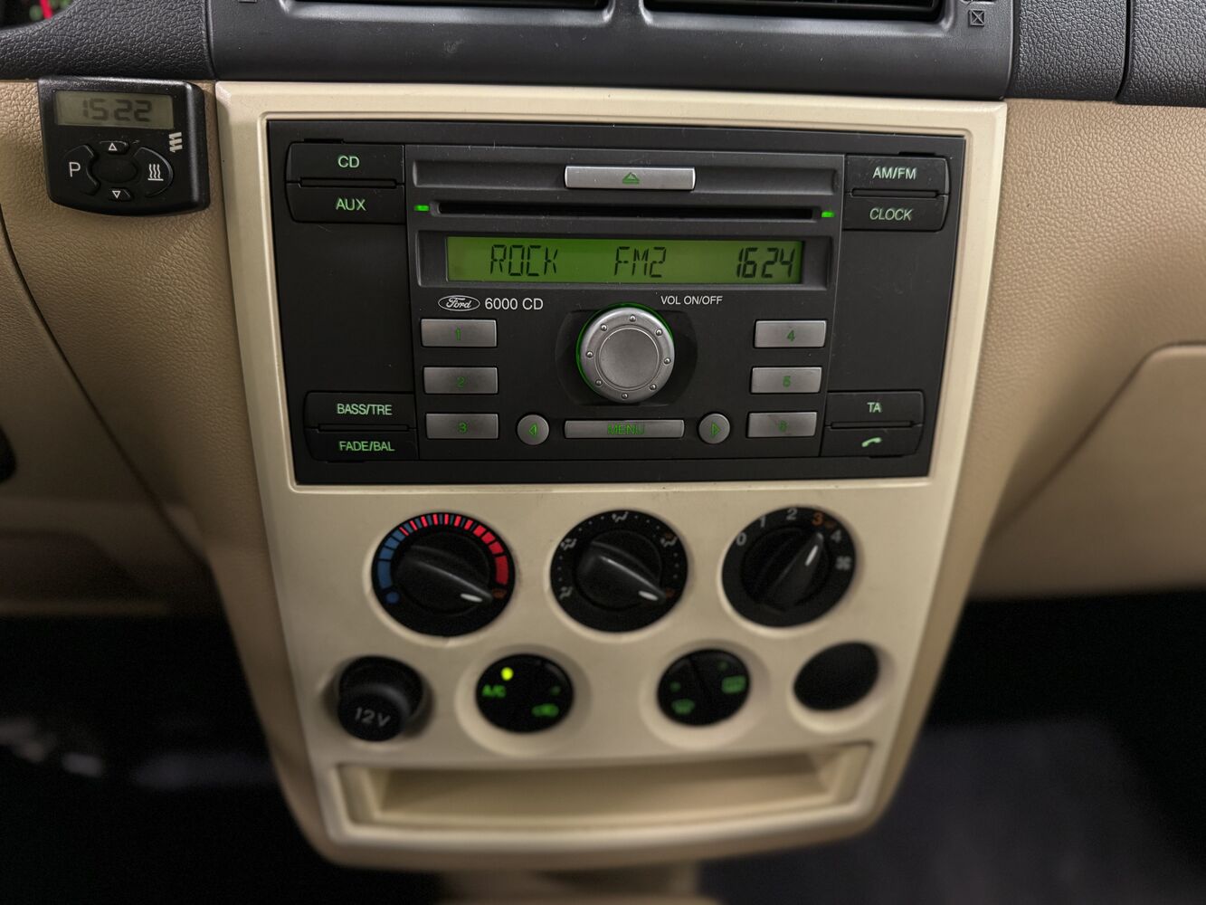 Ford Tourneo Connect vaihtoauto
