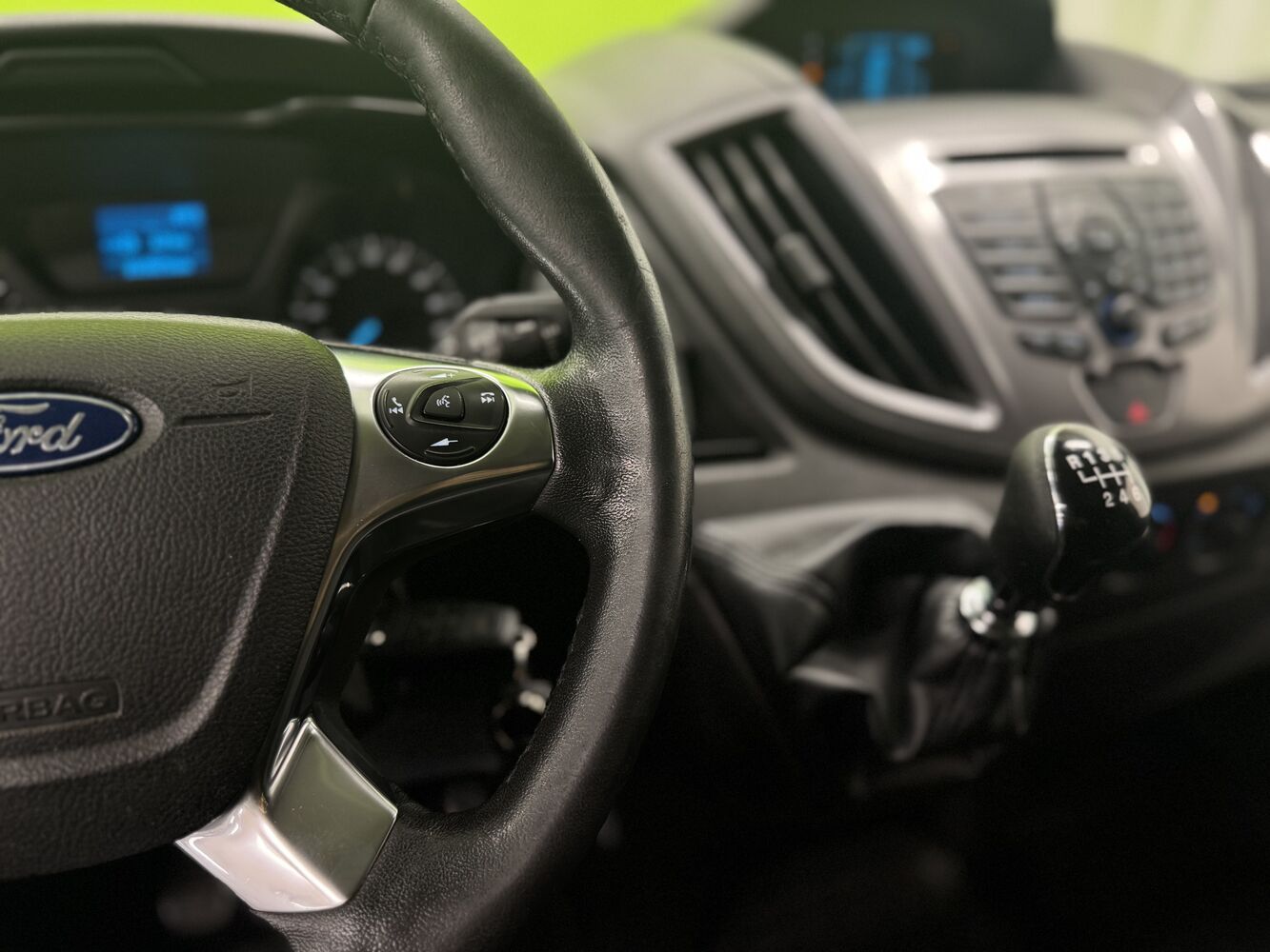 Ford Transit vaihtoauto