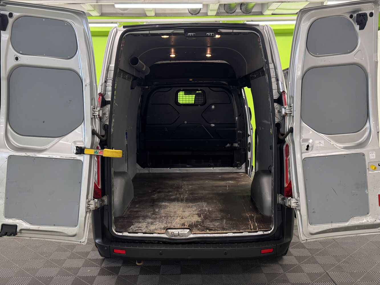 Ford Transit Custom vaihtoauto