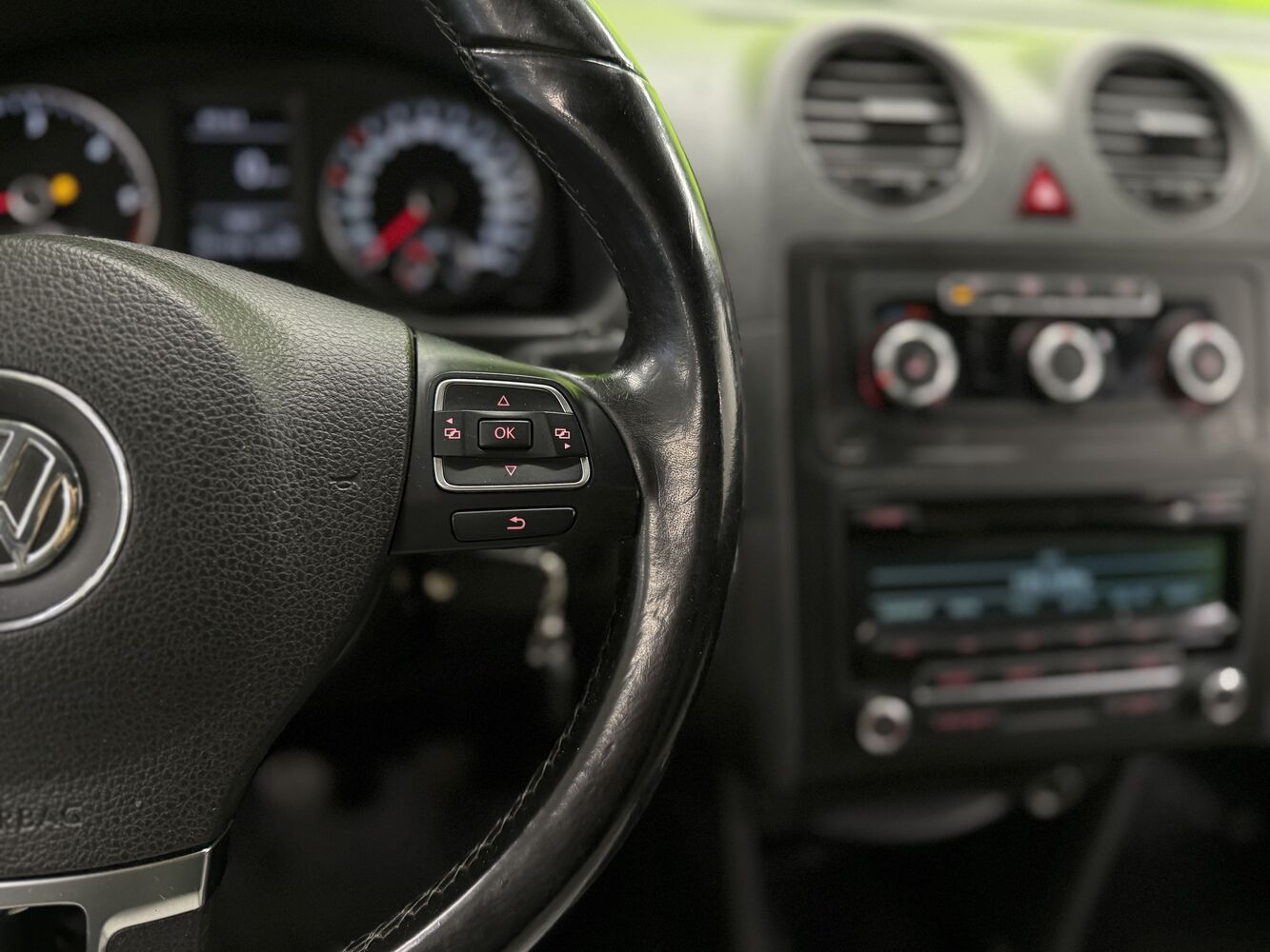 Volkswagen Caddy Maxi vaihtoauto