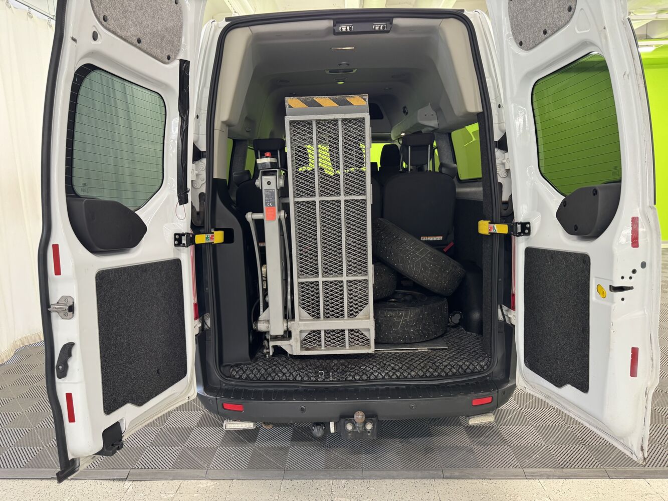 Ford Transit Custom vaihtoauto