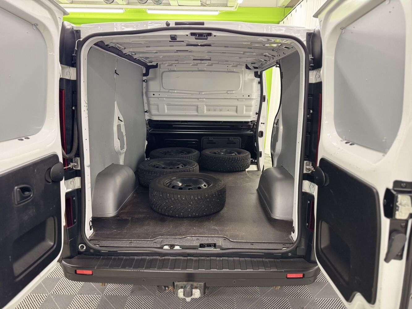 Renault Trafic vaihtoauto