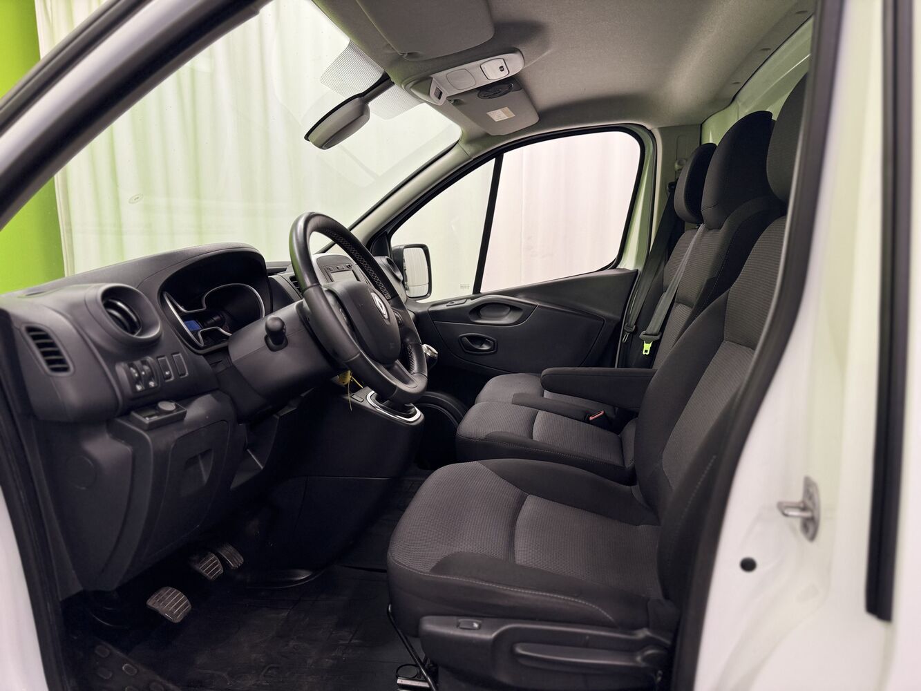 Renault Trafic vaihtoauto