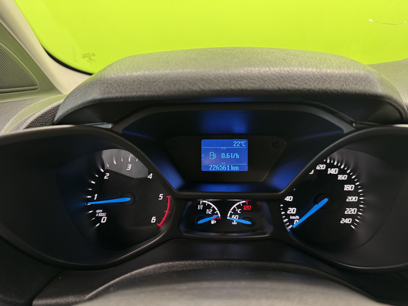Ford Transit Connect vaihtoauto