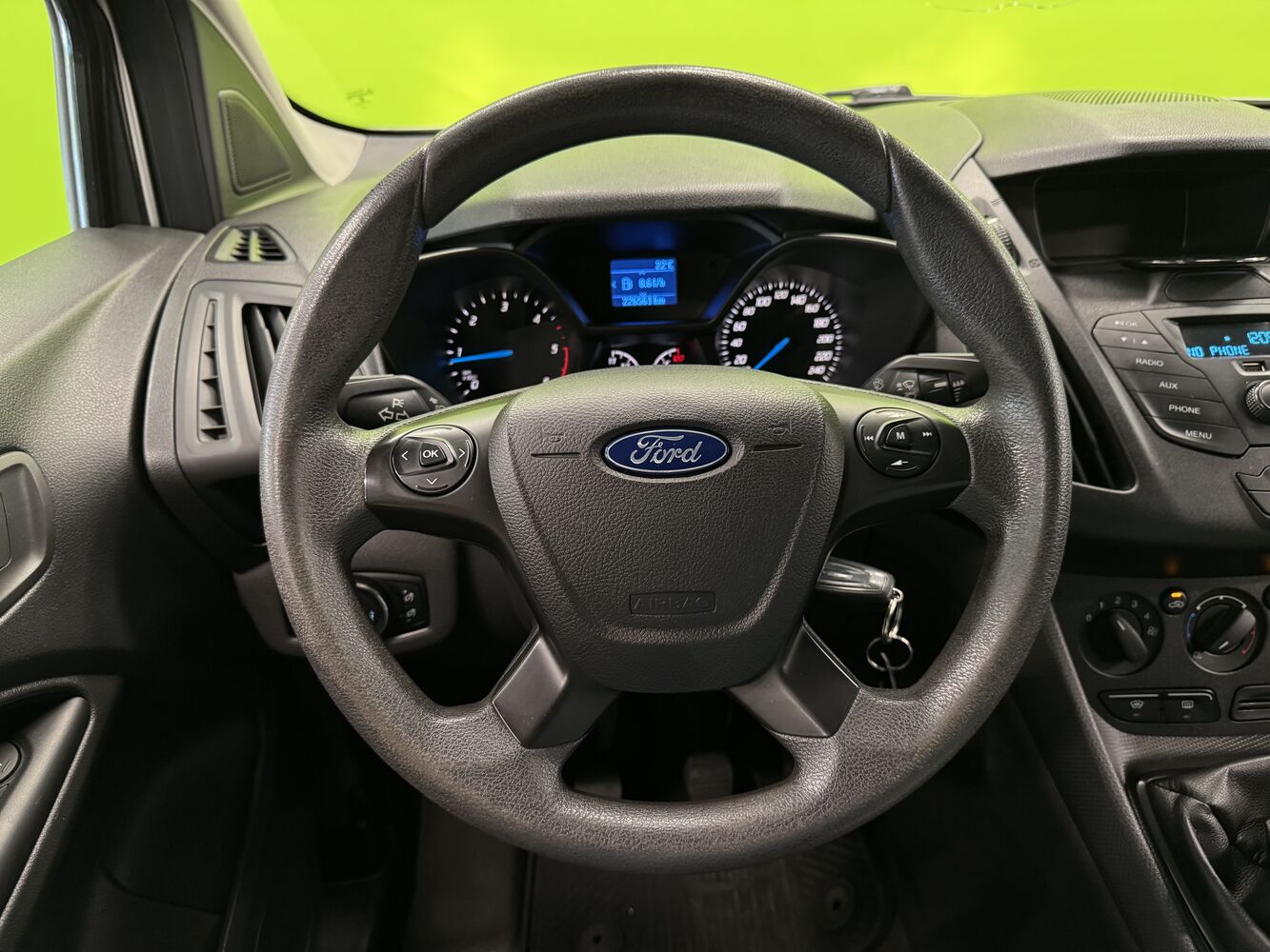 Ford Transit Connect vaihtoauto