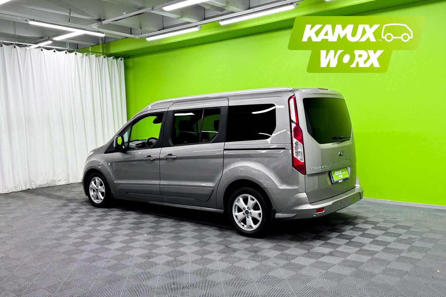 Ford Grand Tourneo Connect vaihtoauto