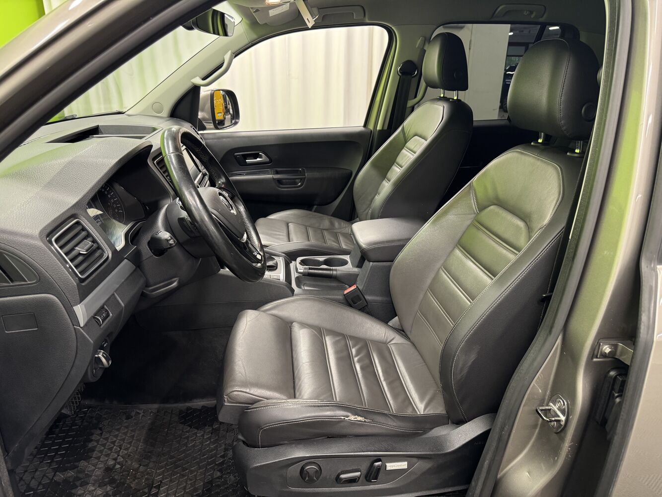 Volkswagen Amarok vaihtoauto