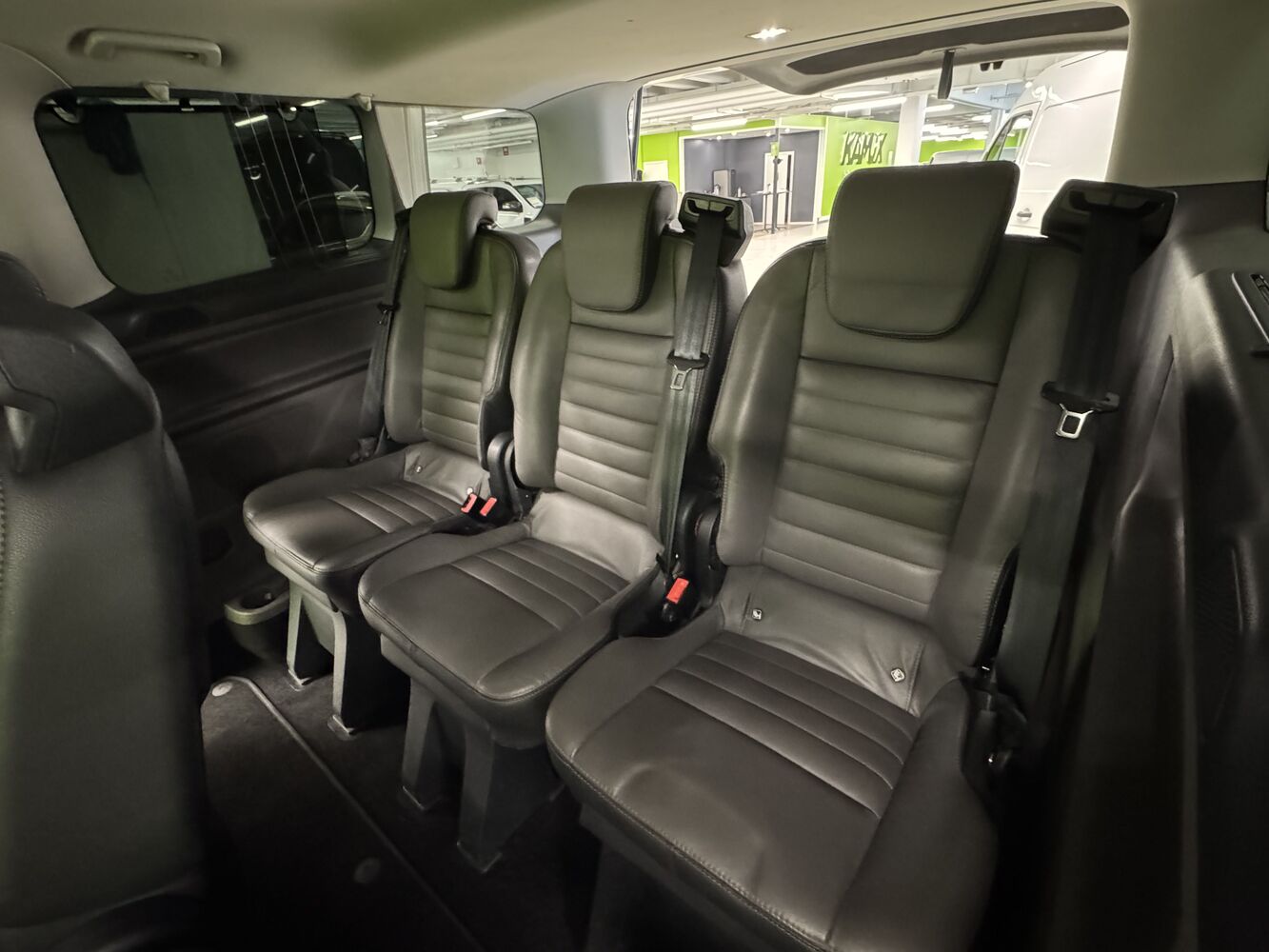 Ford Tourneo Custom vaihtoauto