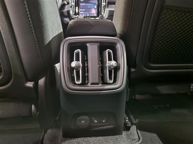 Volvo EX40 vaihtoauto