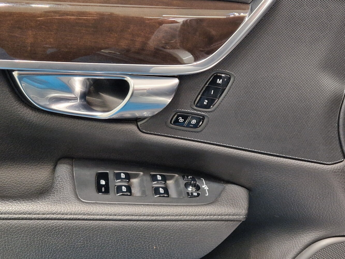 Volvo S90 vaihtoauto