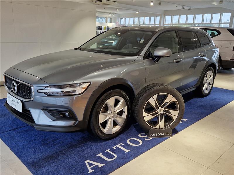 Volvo V60 Cross Country vaihtoauto