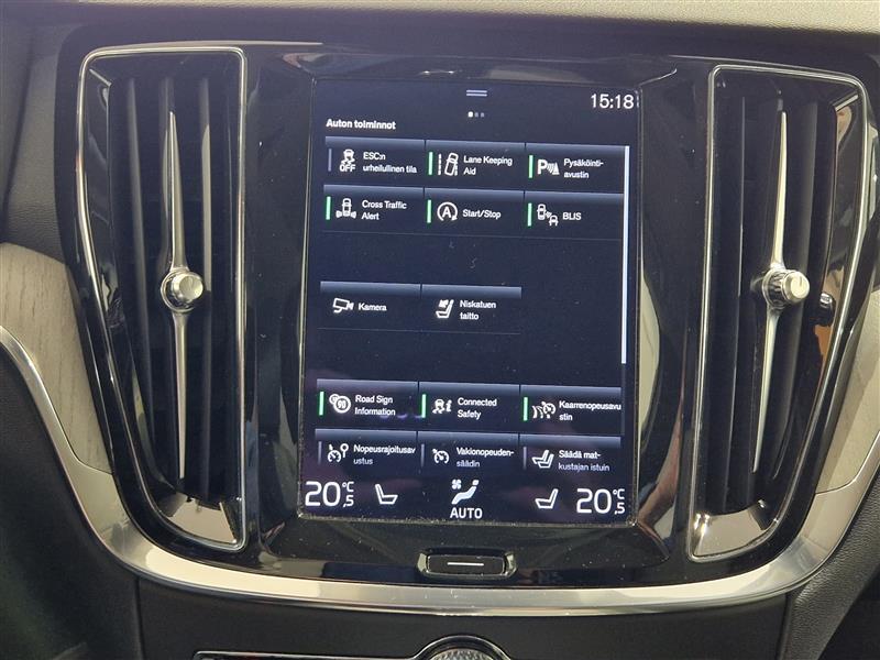 Volvo V60 Cross Country vaihtoauto