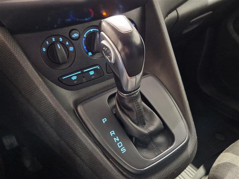 Ford Transit Connect vaihtoauto