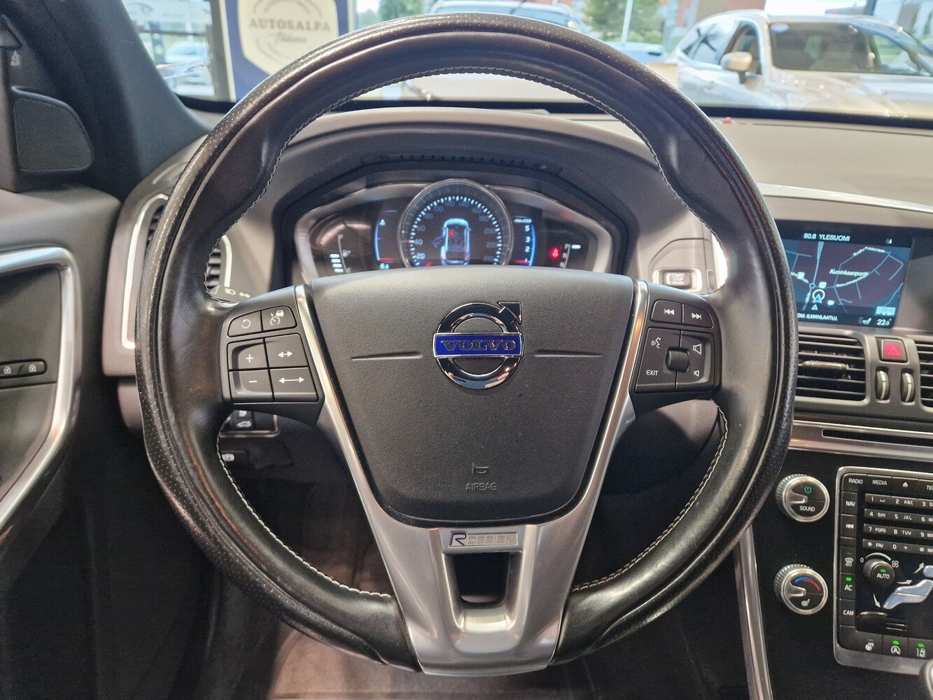 Volvo XC60 vaihtoauto