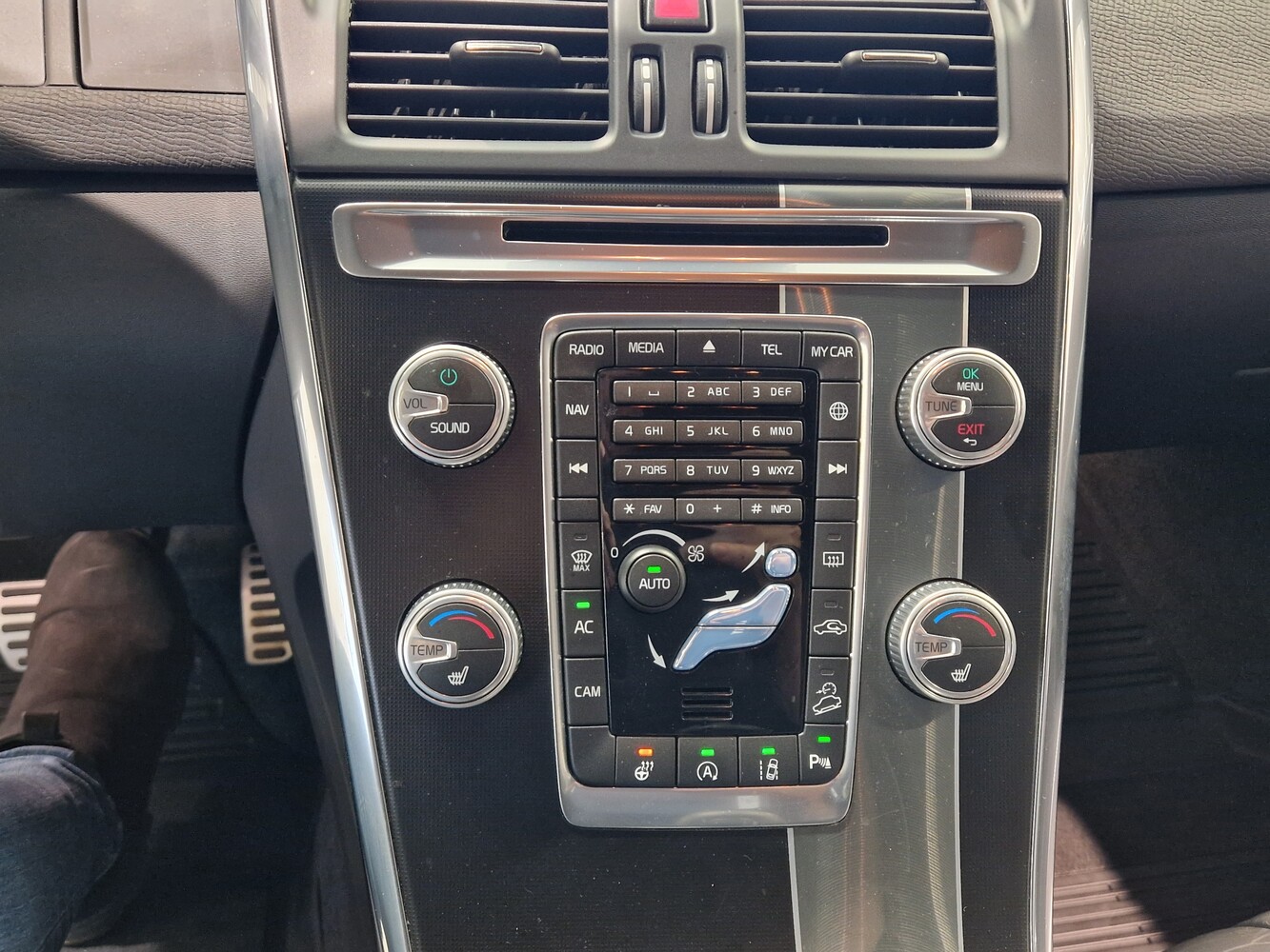 Volvo XC60 vaihtoauto