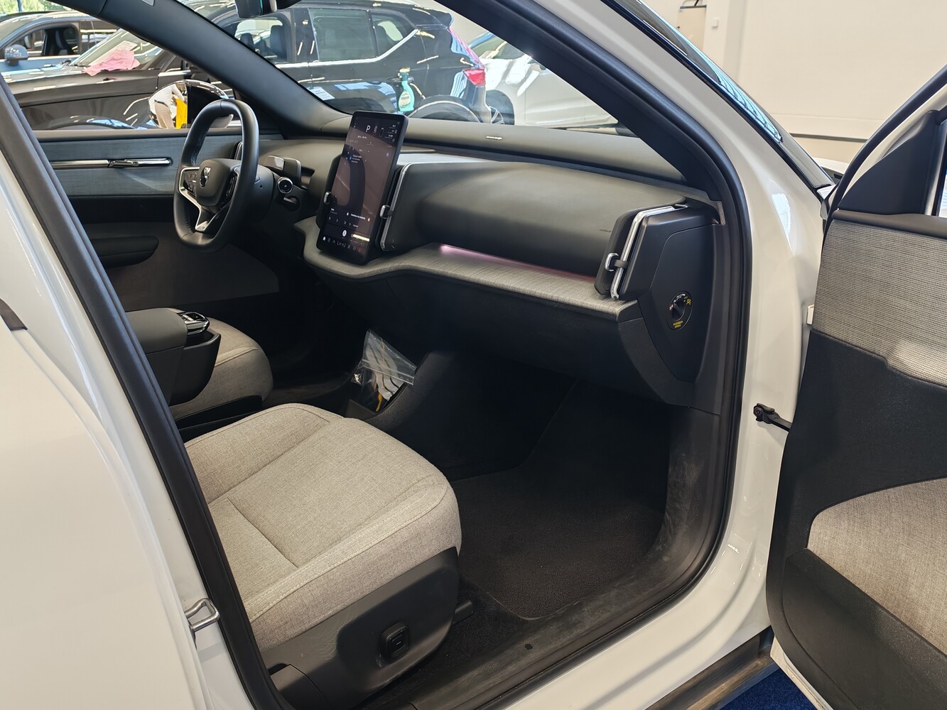 Volvo EX30 vaihtoauto