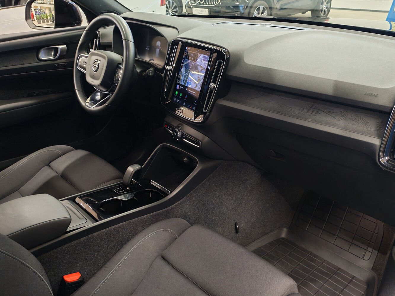 Volvo XC40 vaihtoauto