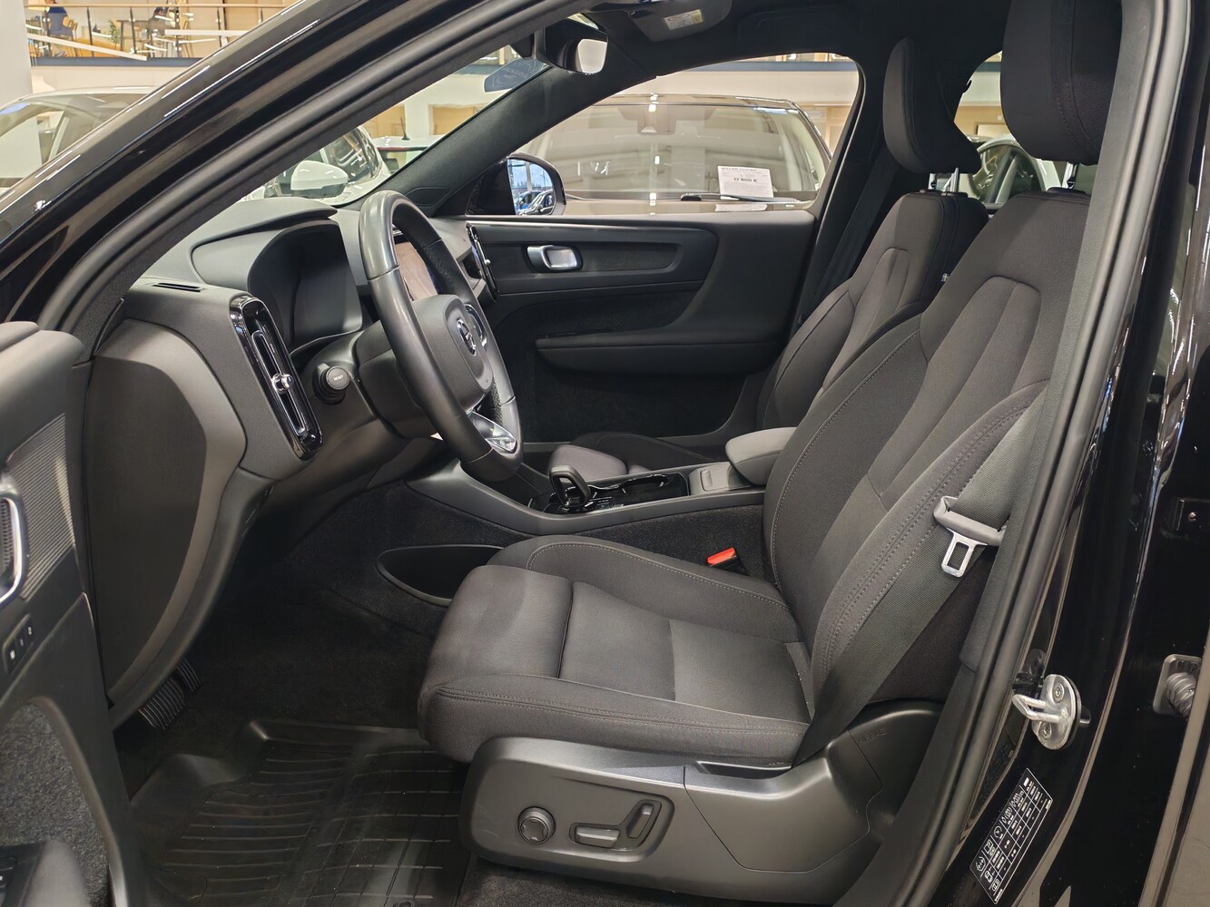 Volvo XC40 vaihtoauto