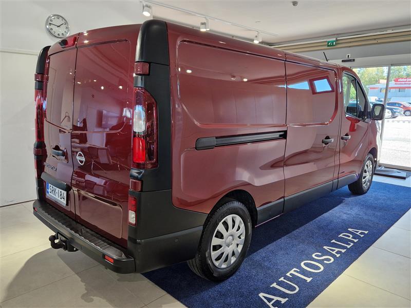 Nissan Primastar vaihtoauto