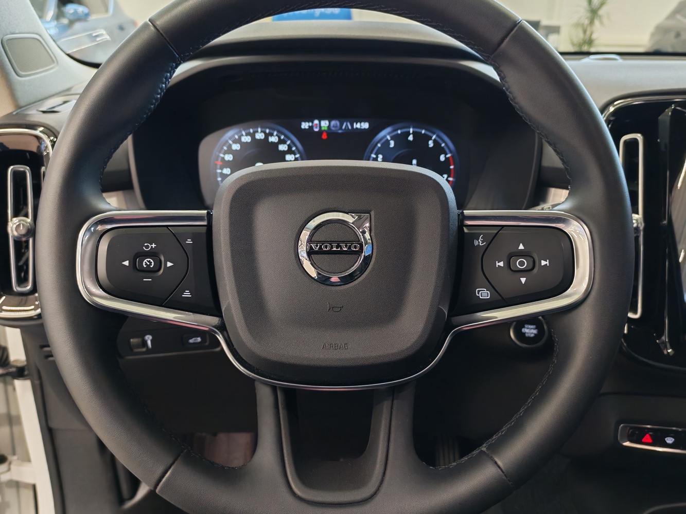 Volvo XC40 vaihtoauto