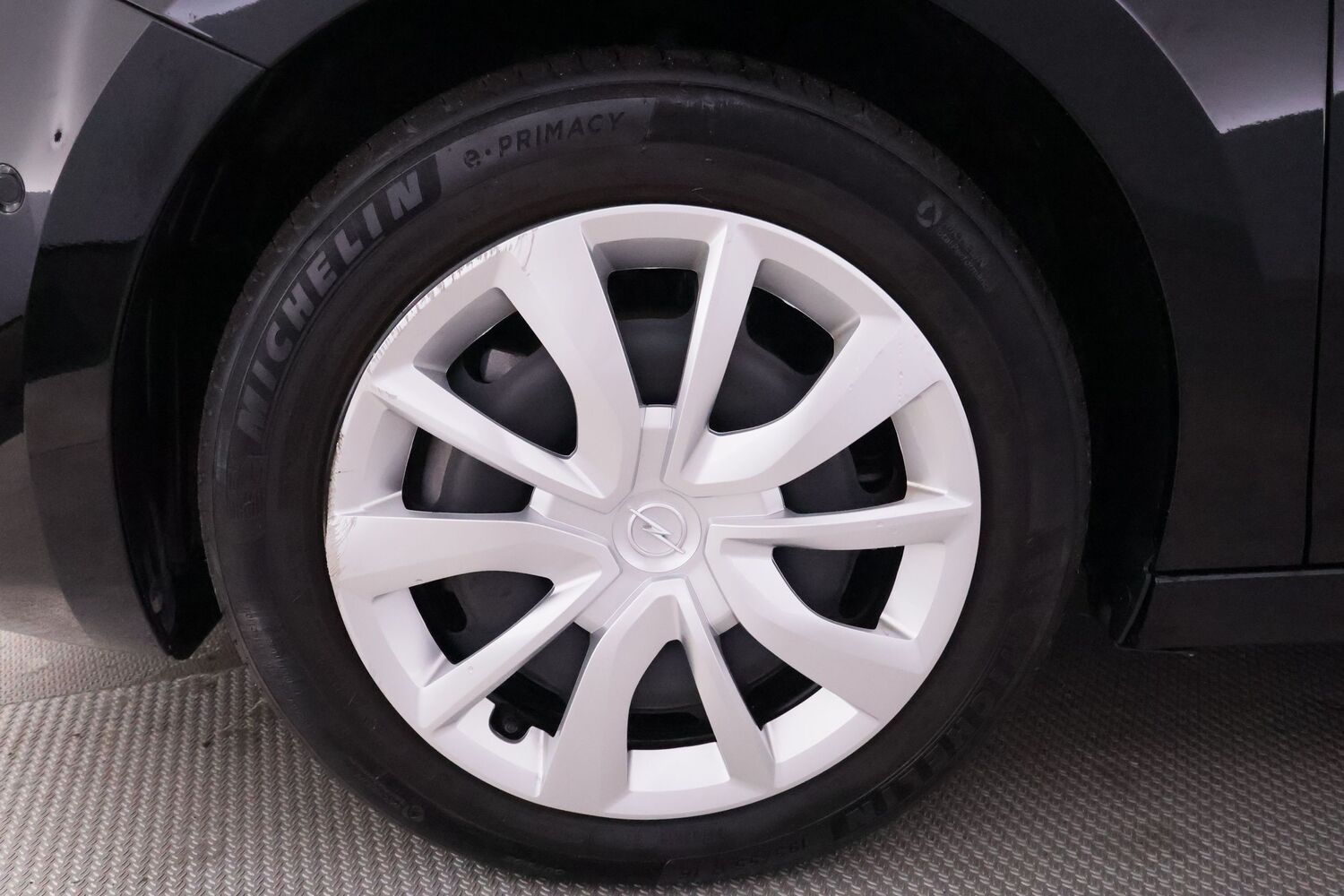 Opel Corsa vaihtoauto
