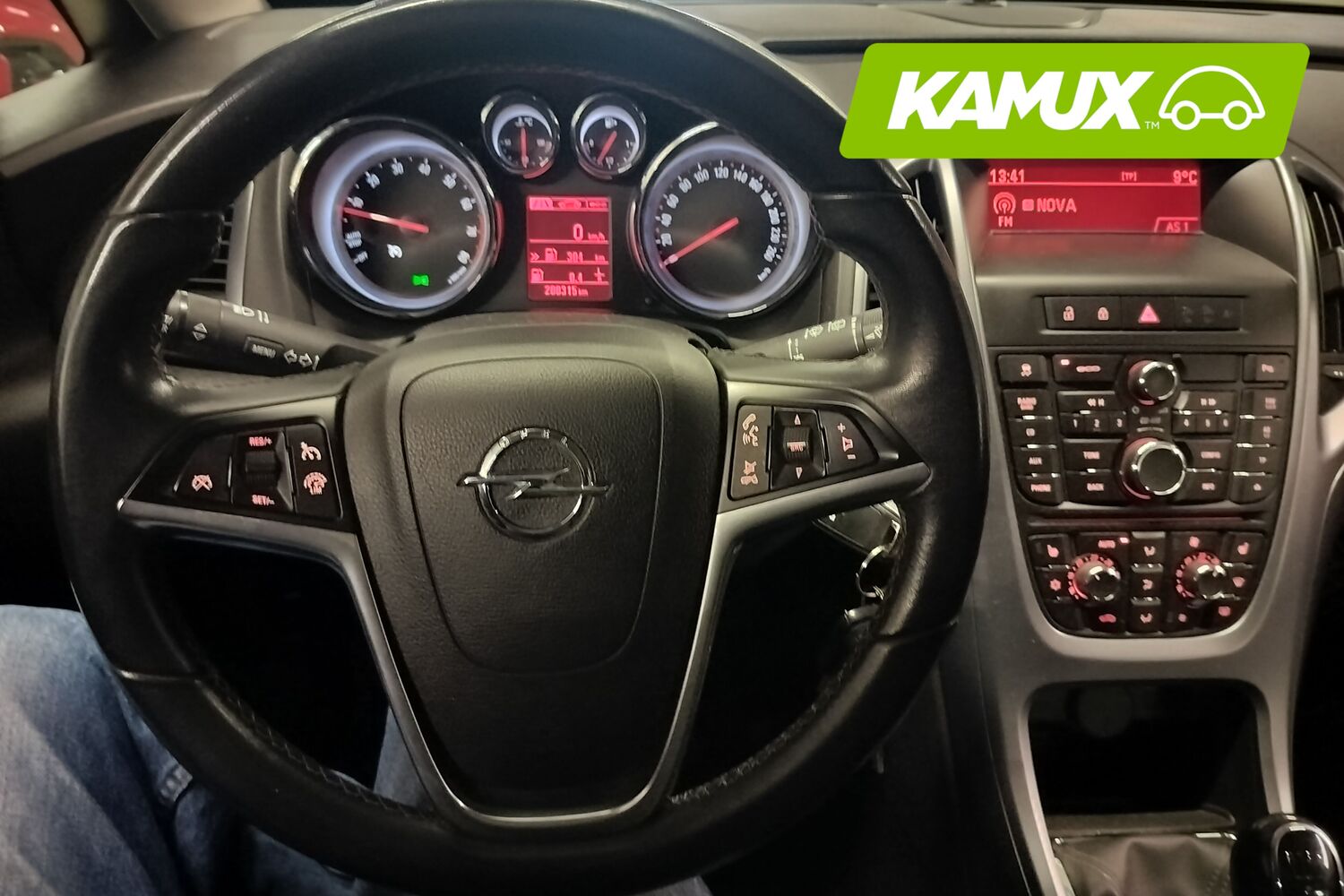 Opel Astra vaihtoauto