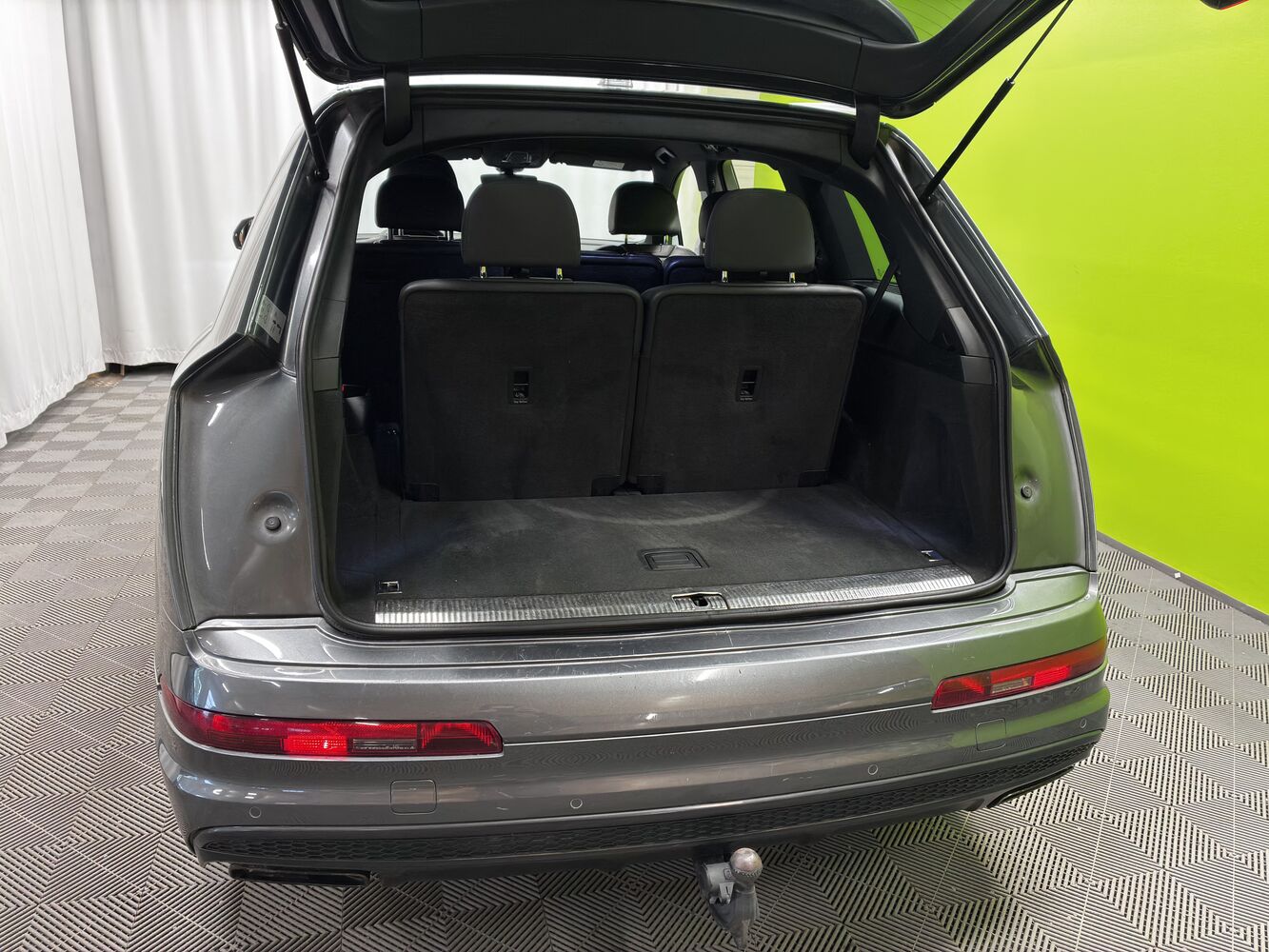 Audi Q7 vaihtoauto