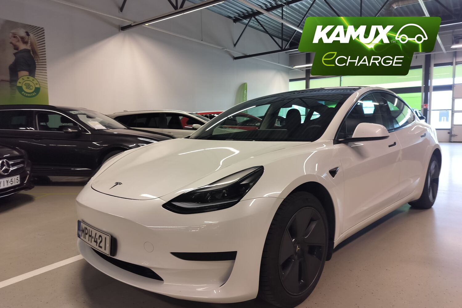 Tesla Model 3 vaihtoauto