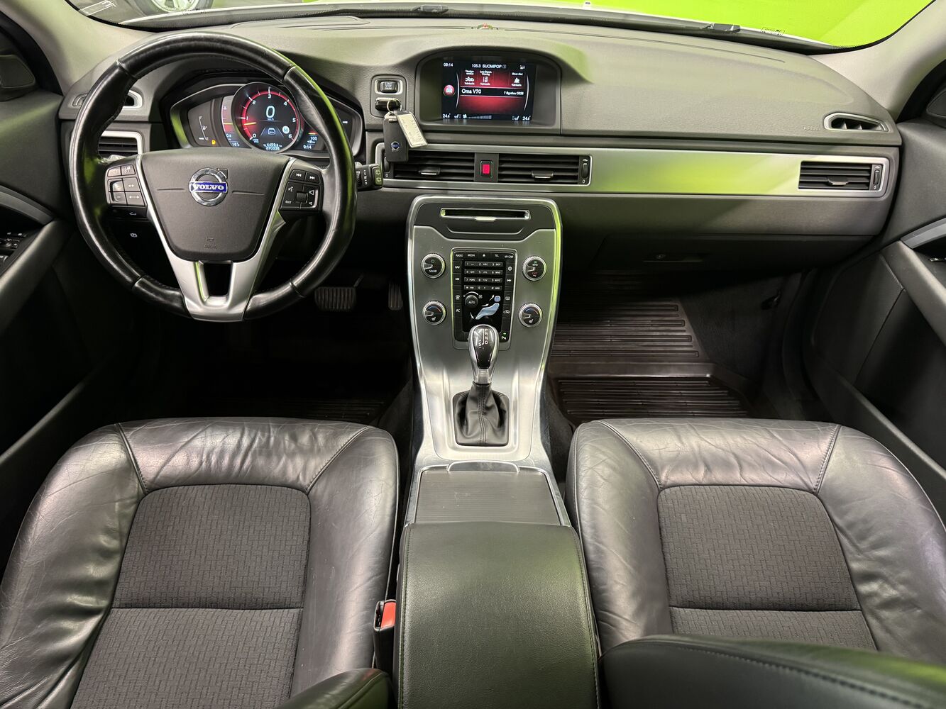 Volvo V70 vaihtoauto