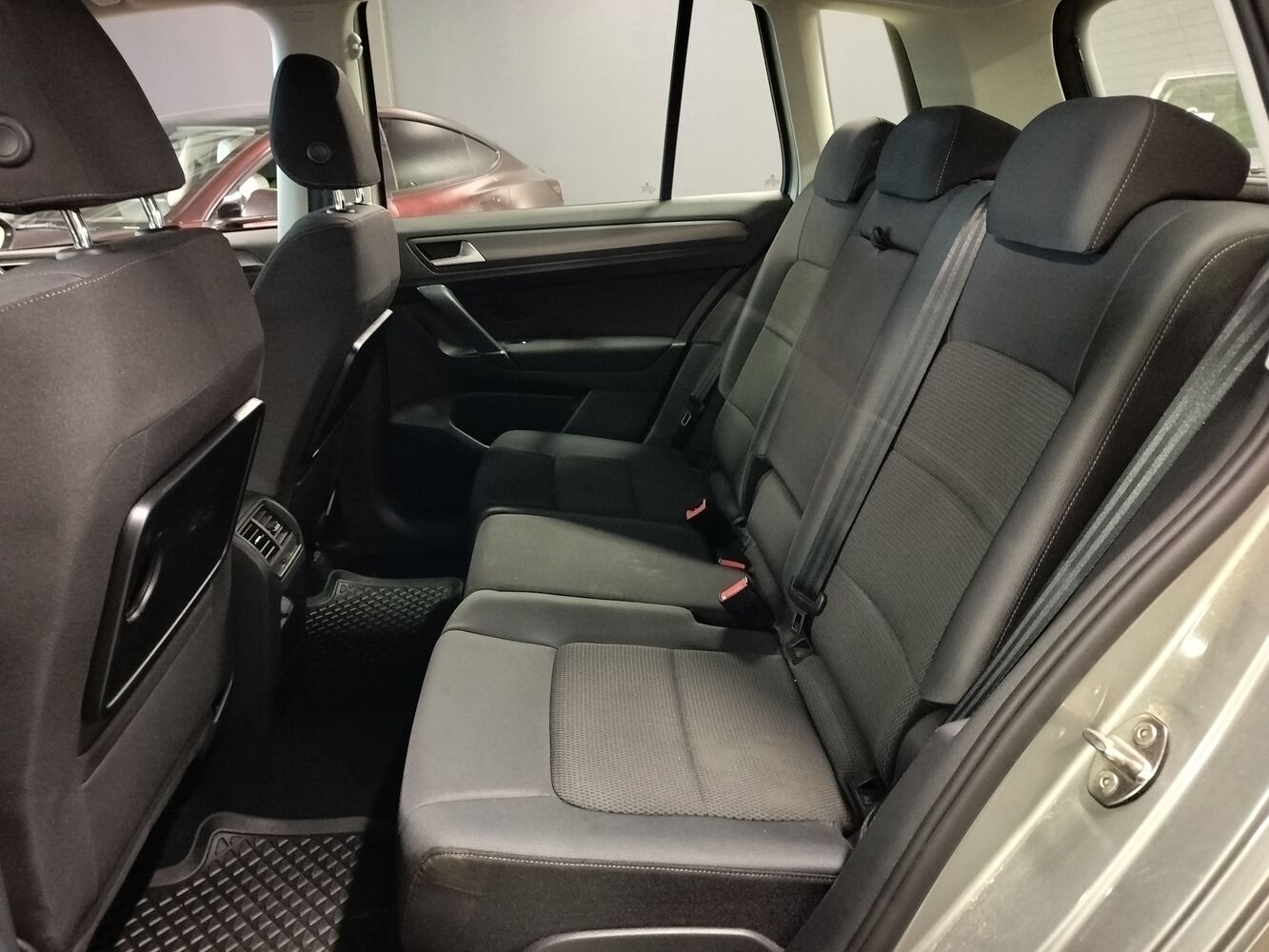 Volkswagen Golf Sportsvan vaihtoauto
