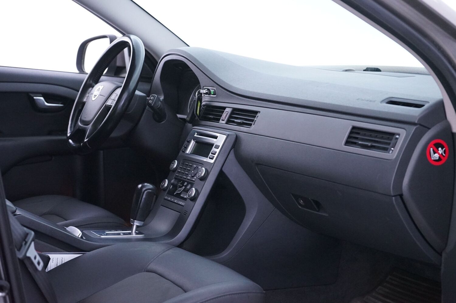 Volvo V70 vaihtoauto
