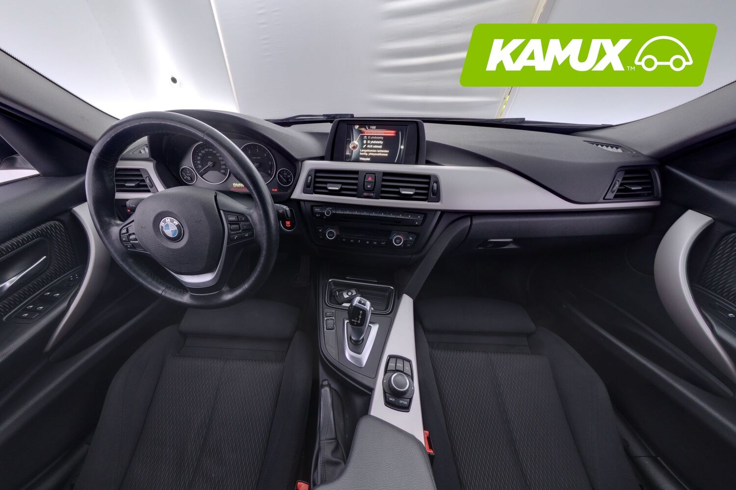 BMW 320 vaihtoauto