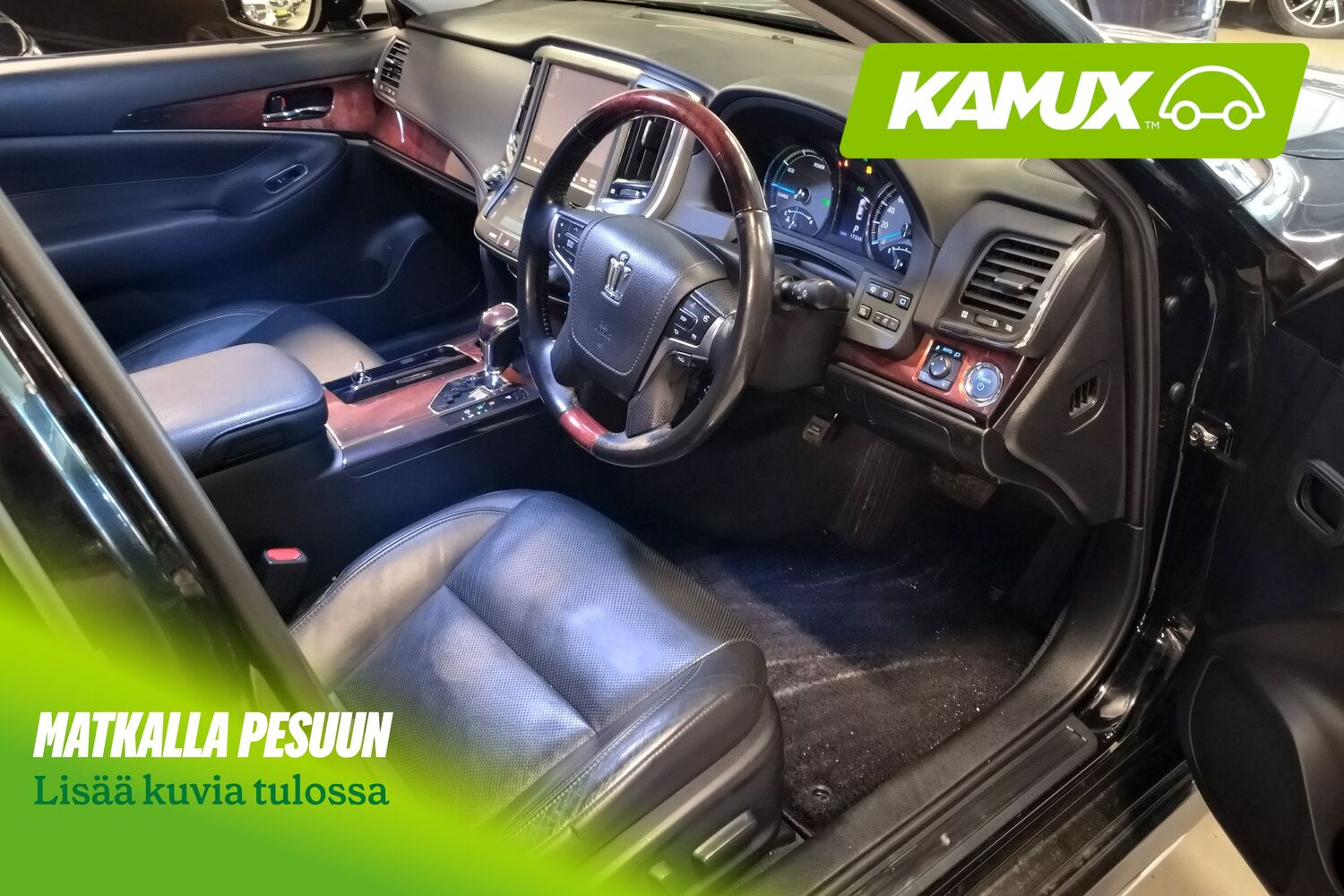 Toyota Crown vaihtoauto