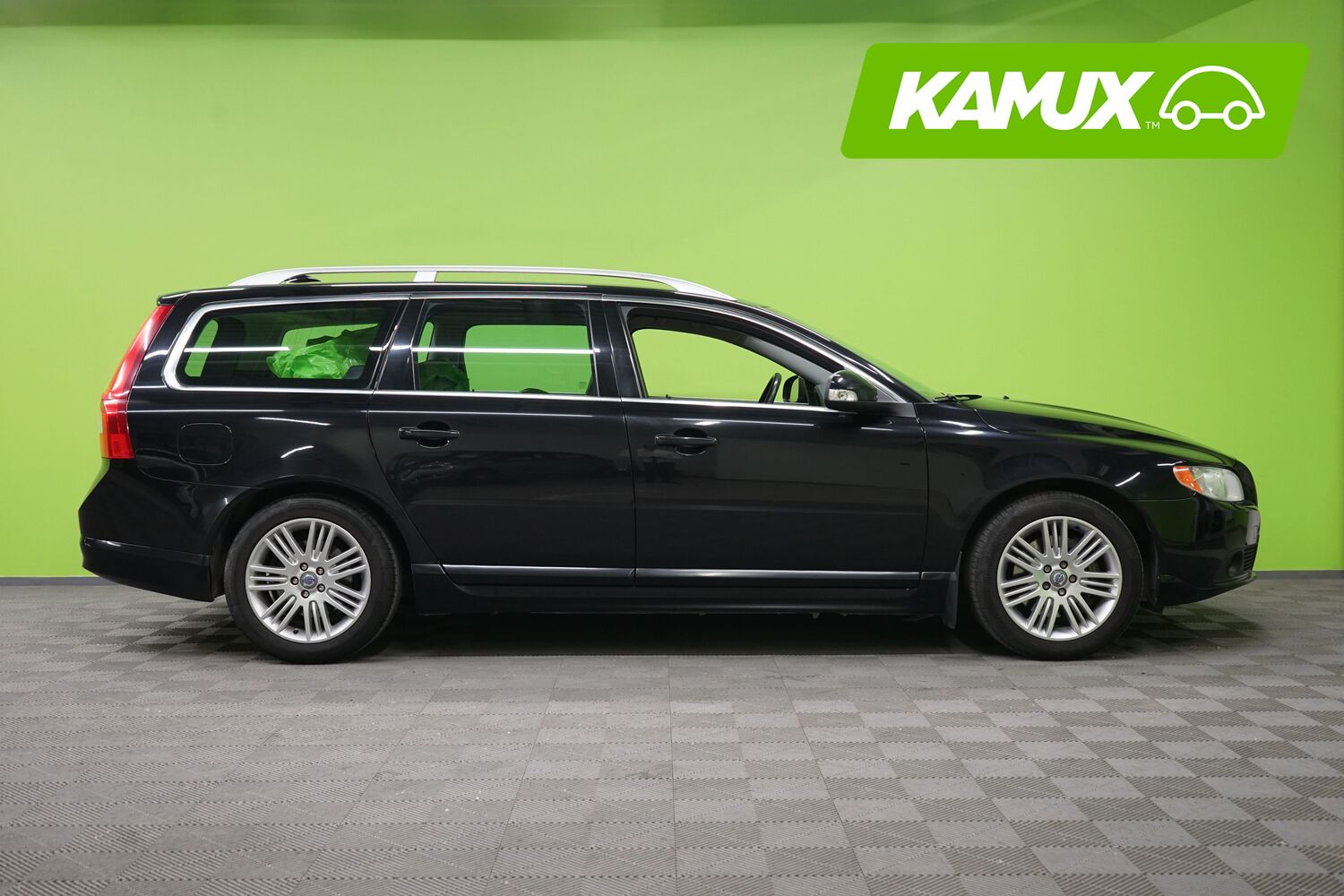 Volvo V70 vaihtoauto