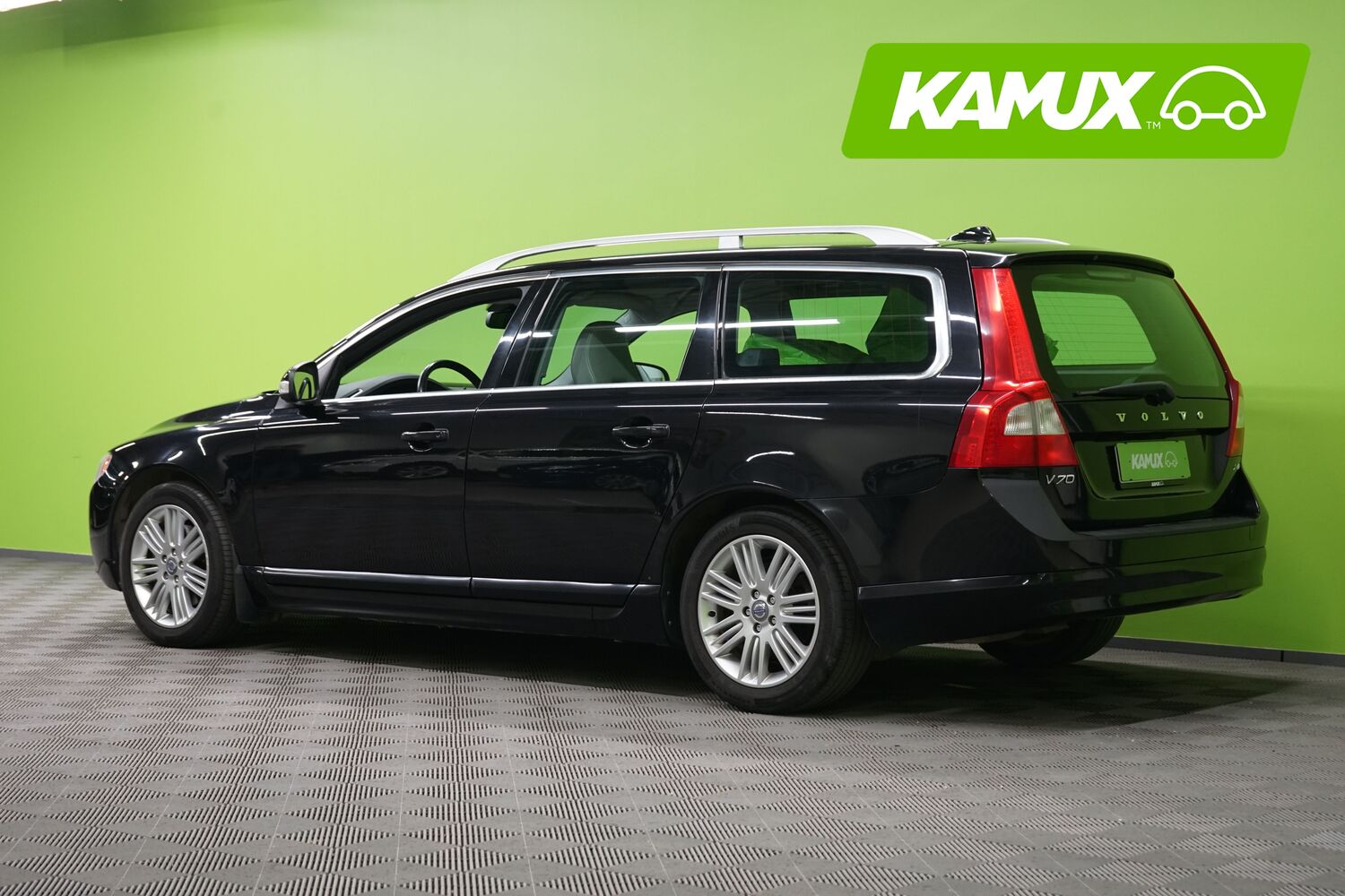 Volvo V70 vaihtoauto