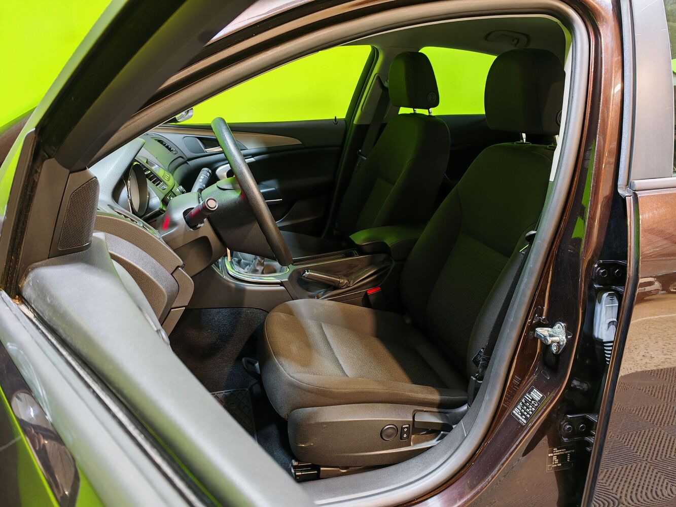 Opel Insignia vaihtoauto