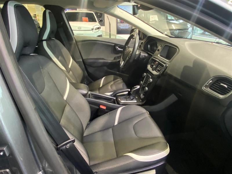 Volvo V40 vaihtoauto