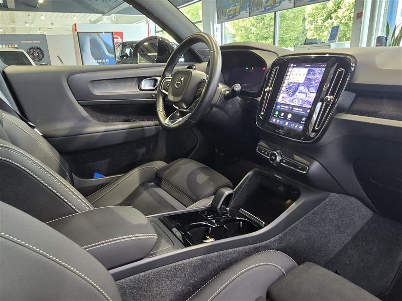Volvo EX40 vaihtoauto