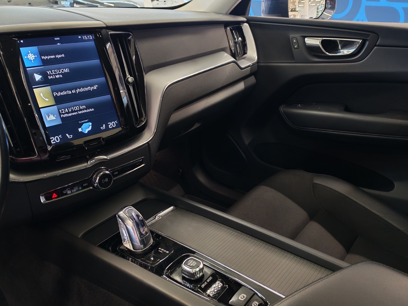 Volvo XC60 vaihtoauto