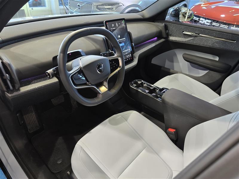 Volvo EX30 vaihtoauto