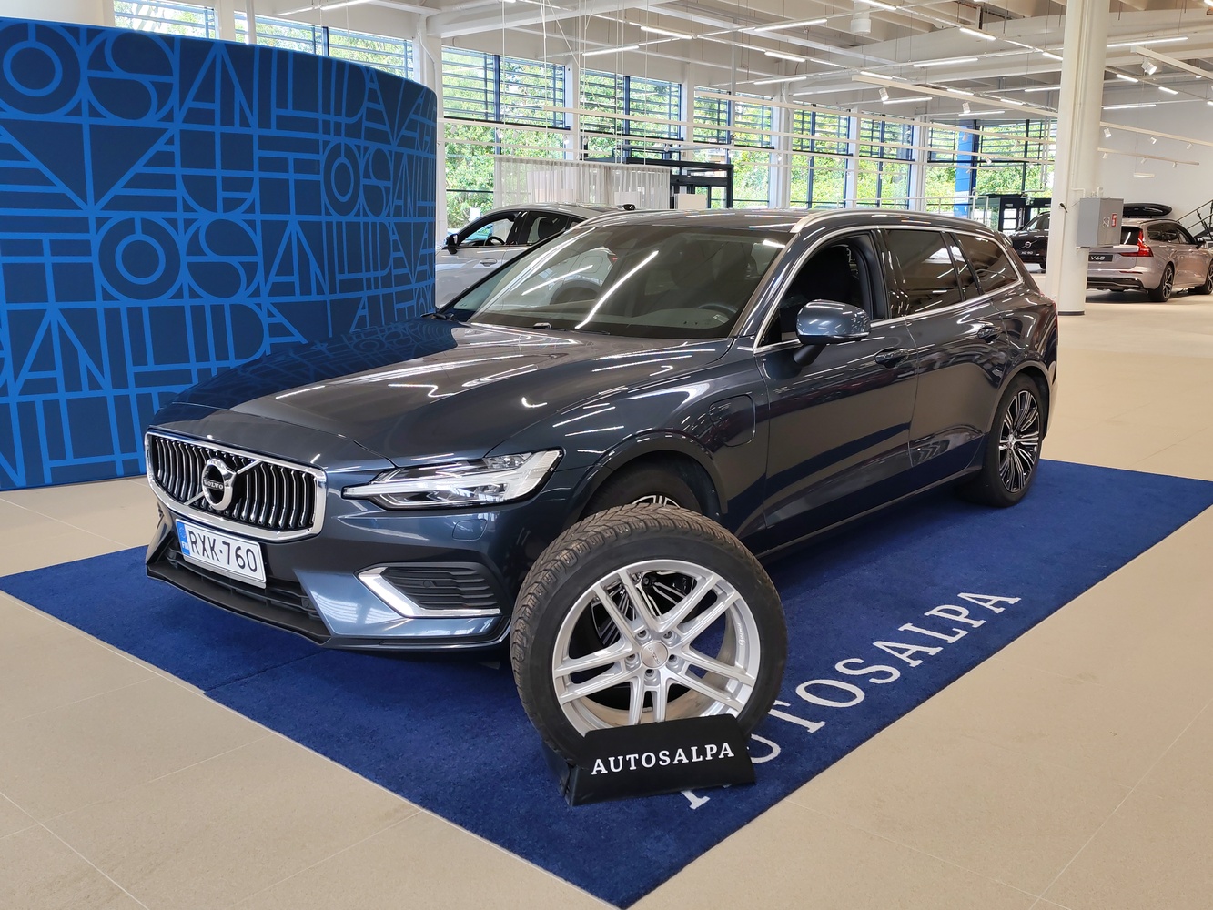 Volvo V60 vaihtoauto