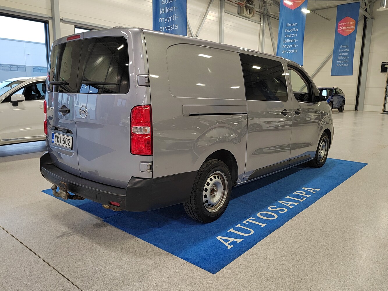 Opel Vivaro vaihtoauto