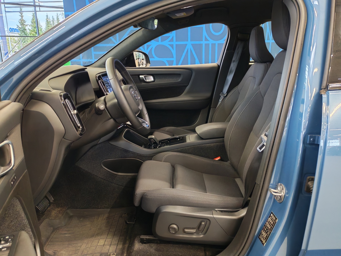 Volvo C40 vaihtoauto
