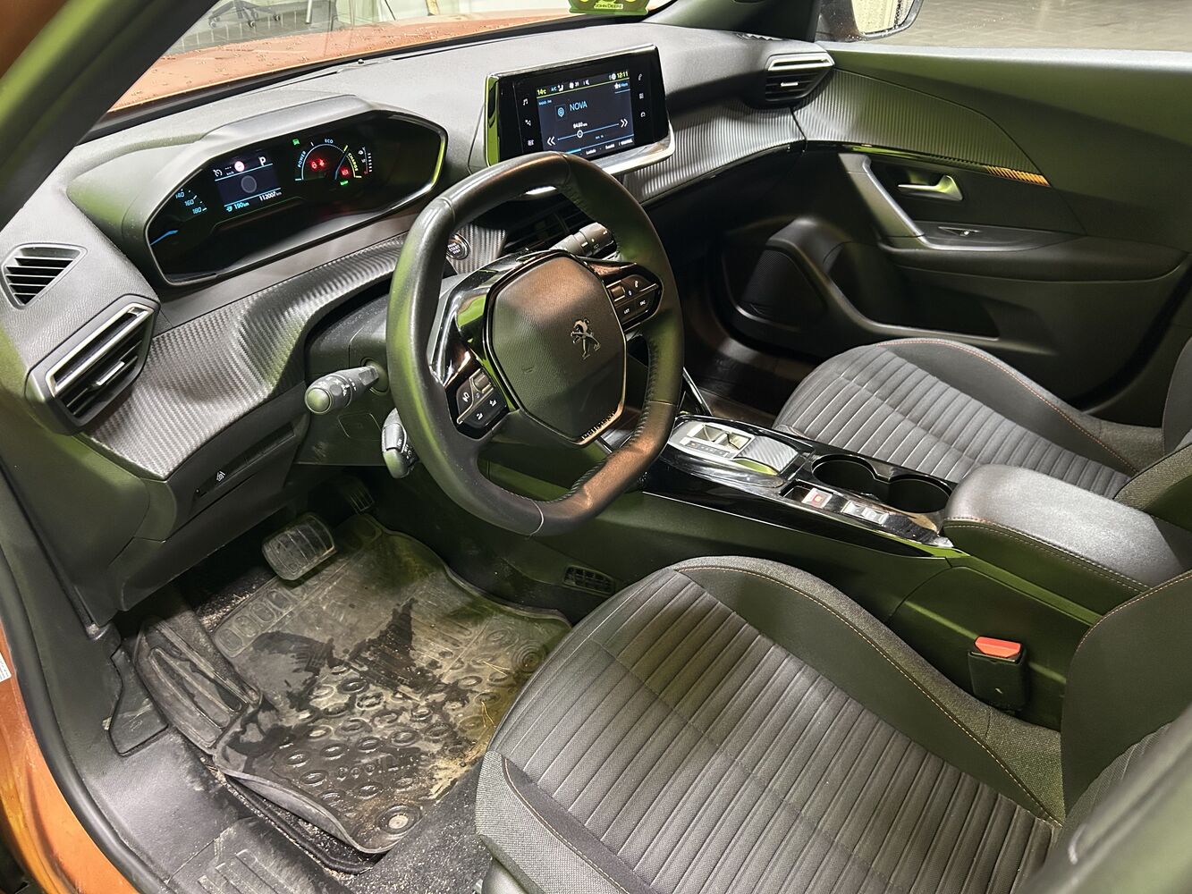 Peugeot e-2008 vaihtoauto
