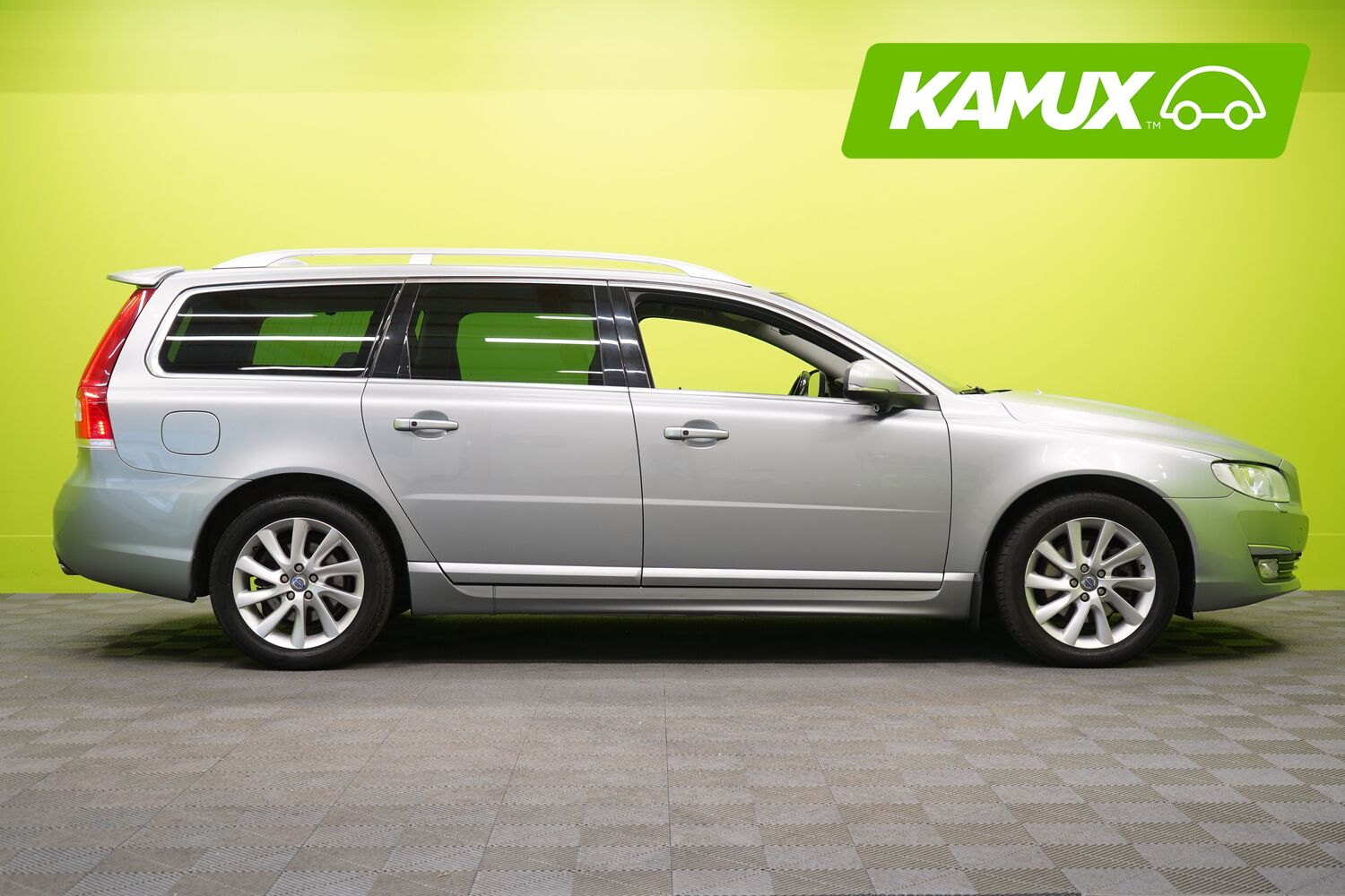 Volvo V70 vaihtoauto