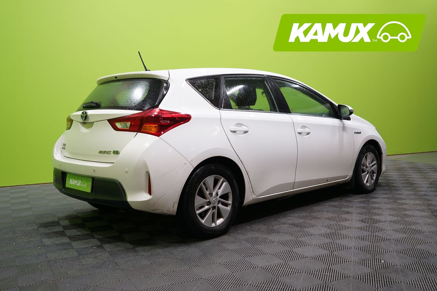 Toyota Auris vaihtoauto
