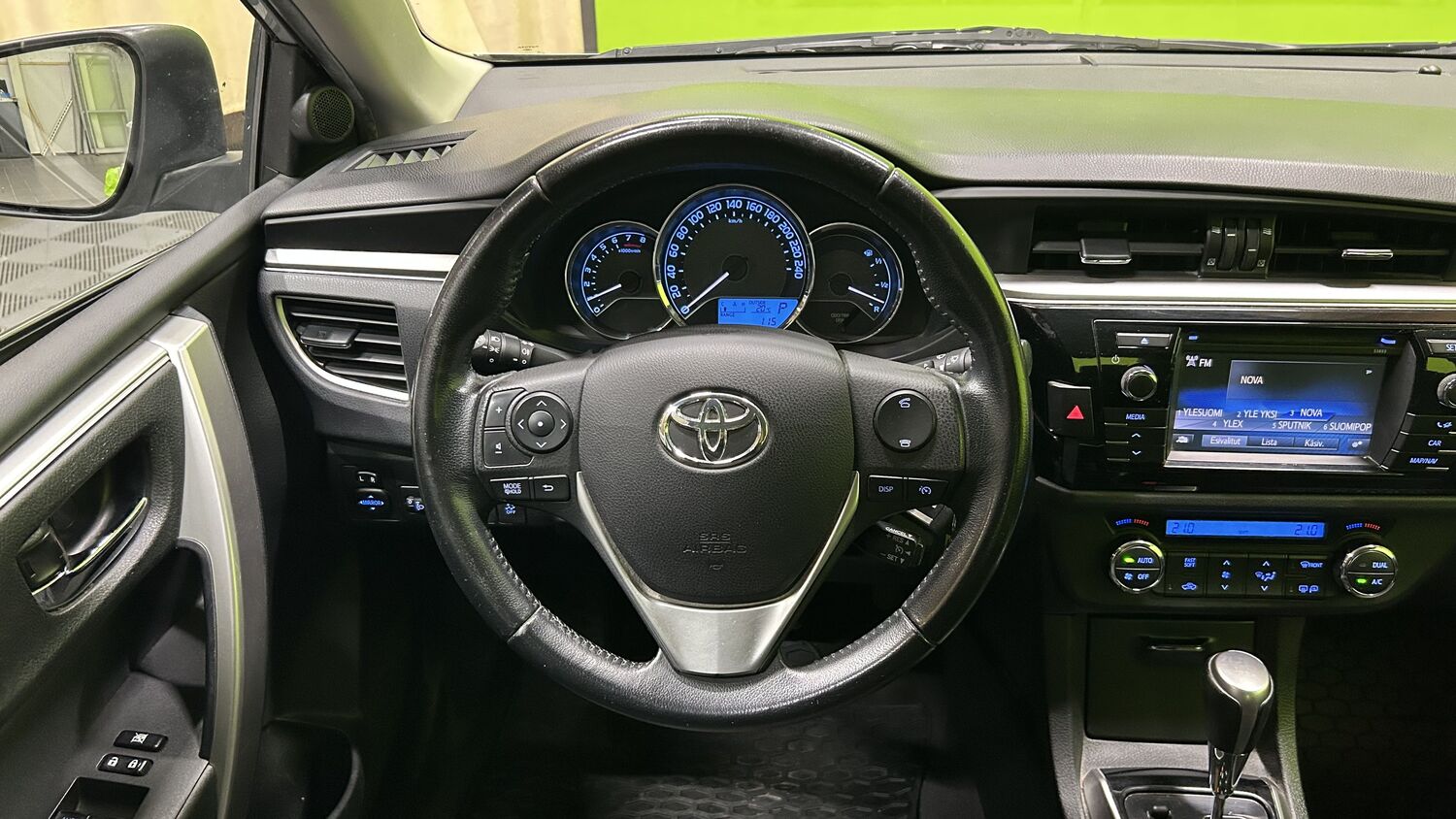 Toyota Corolla vaihtoauto