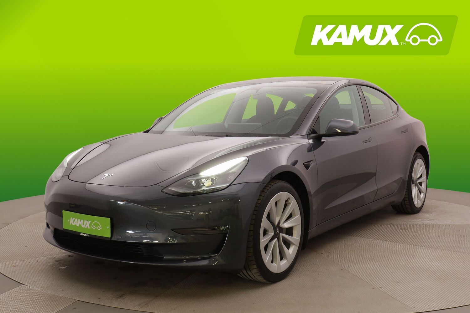 Tesla Model 3 vaihtoauto