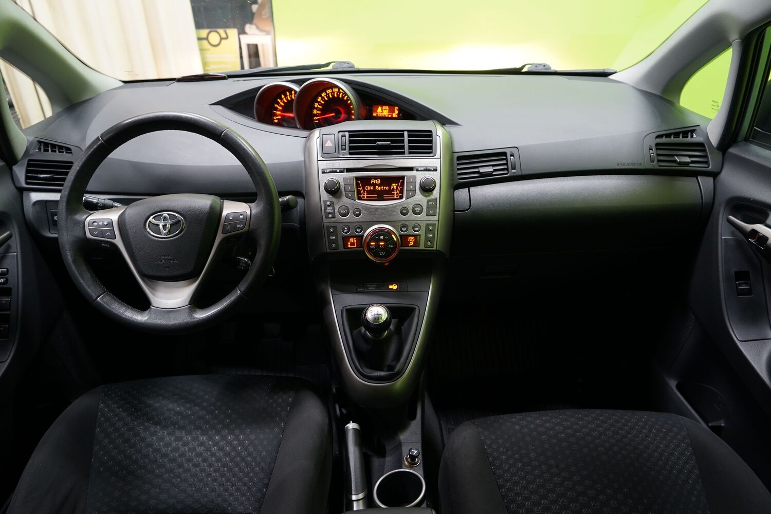Toyota Verso vaihtoauto